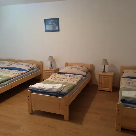 克欧吉克旅馆 招待所 Oravská Lesná